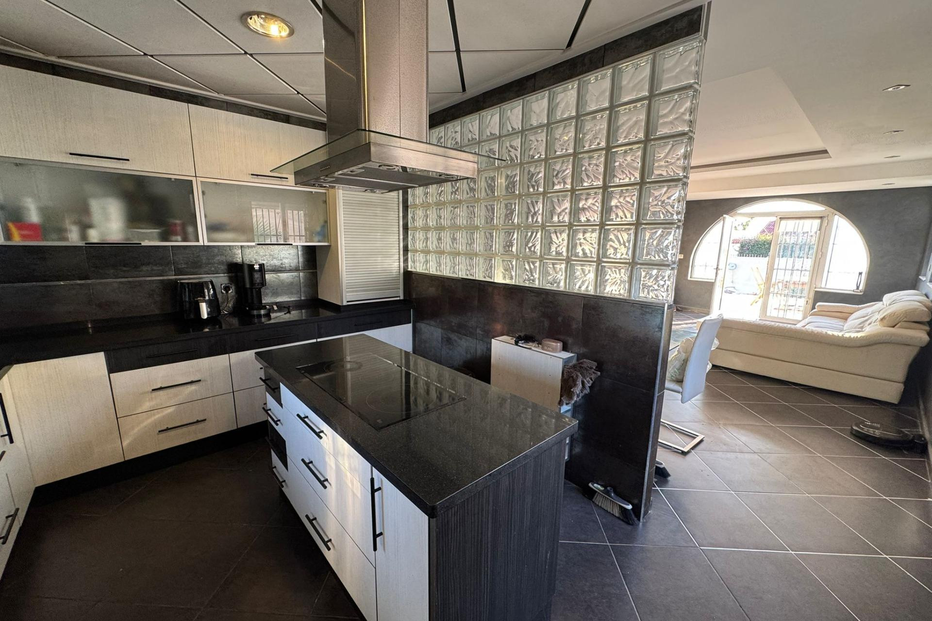 Resale - 3. Detached house - Torrevieja - Costa Blanca South