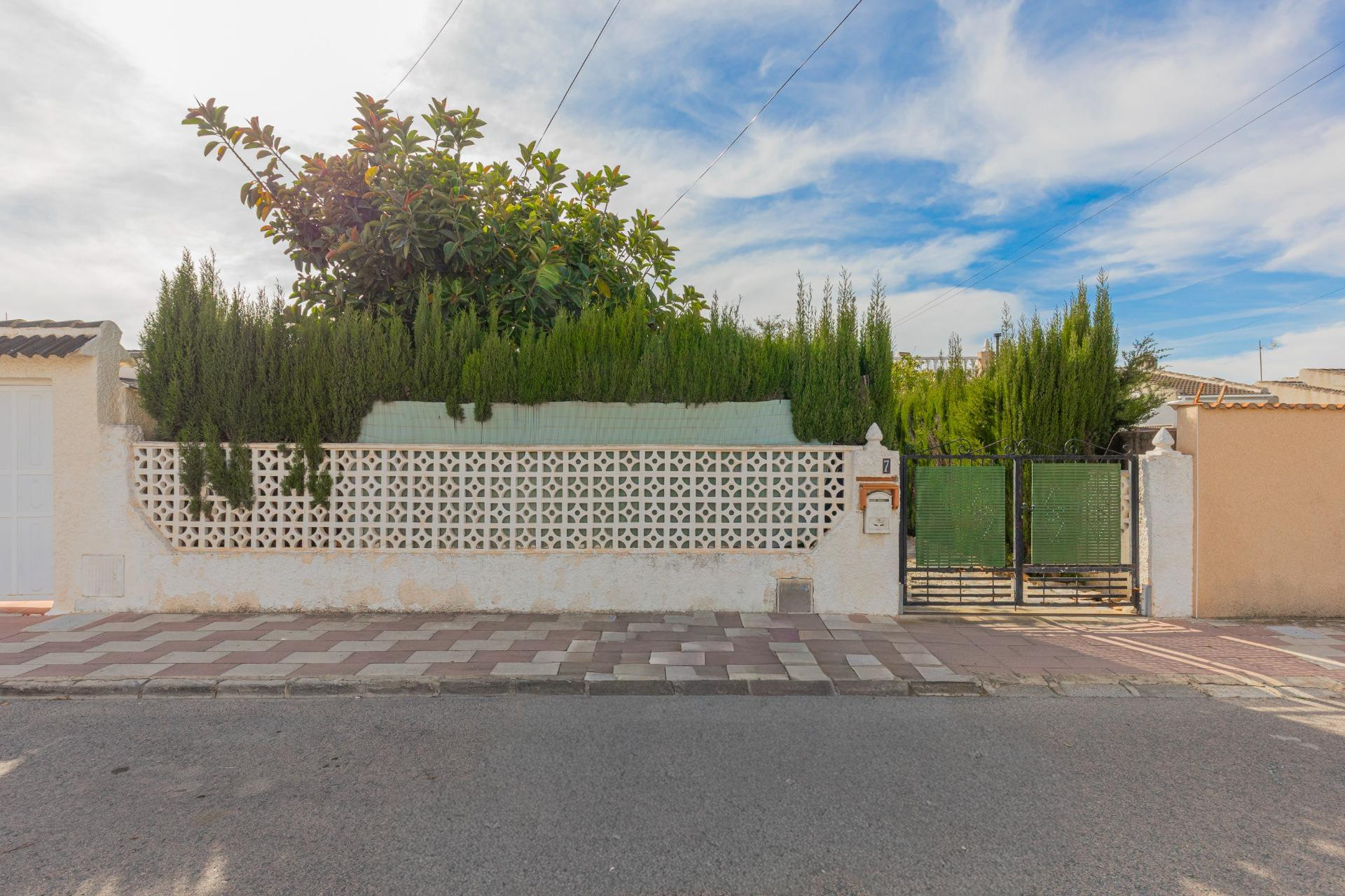 Resale - 3. Detached house - Torrevieja - El chaparral