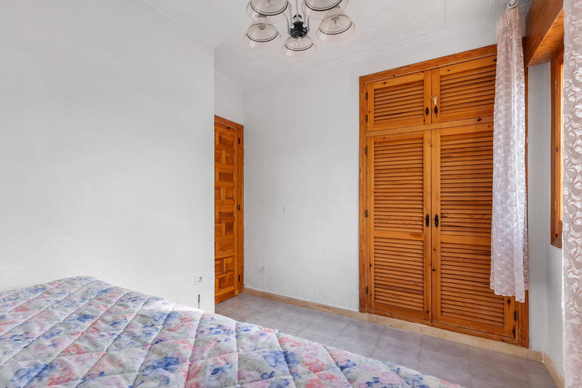 Resale - 3. Detached house - Torrevieja - El chaparral