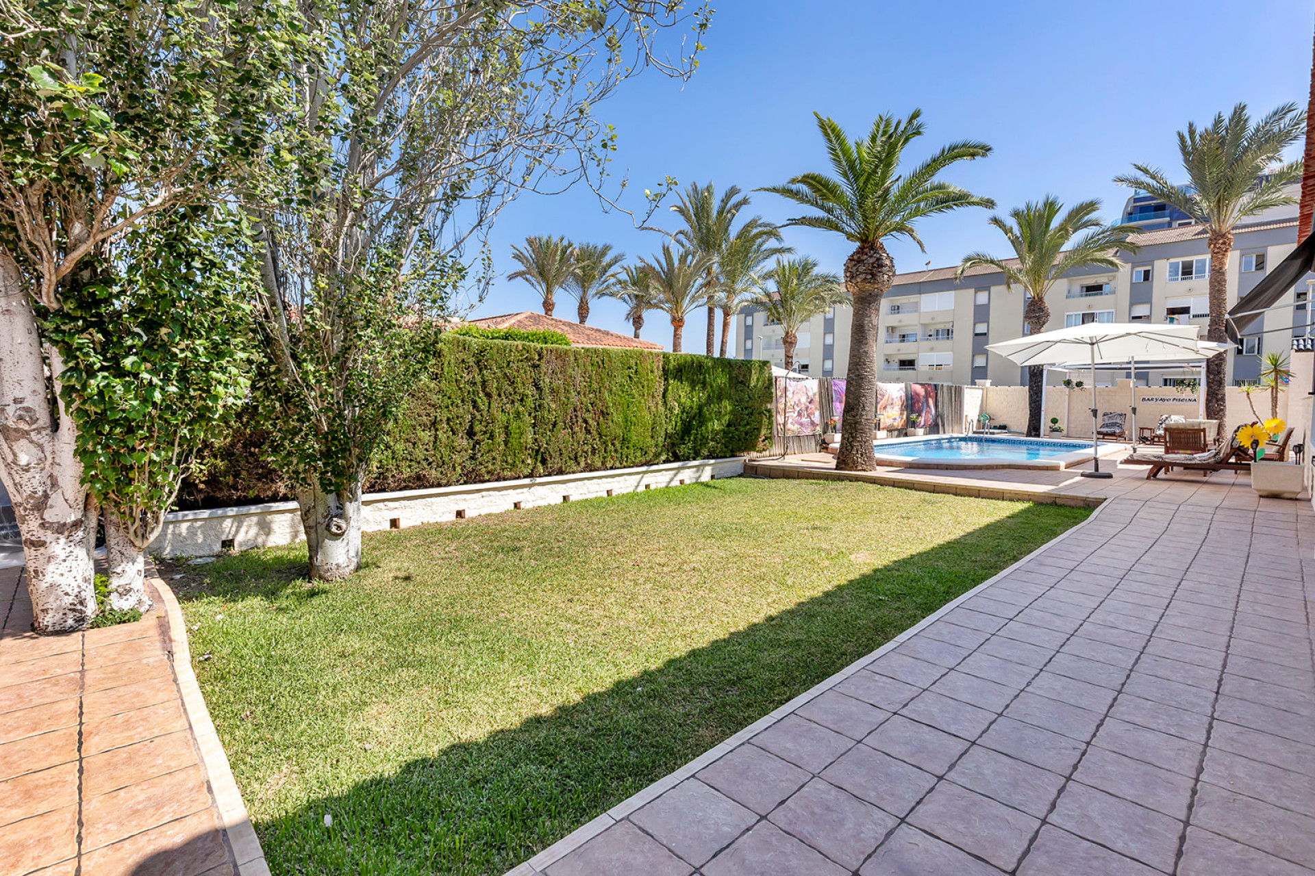 Resale - 3. Detached house - Torrevieja - Rocio del Mar