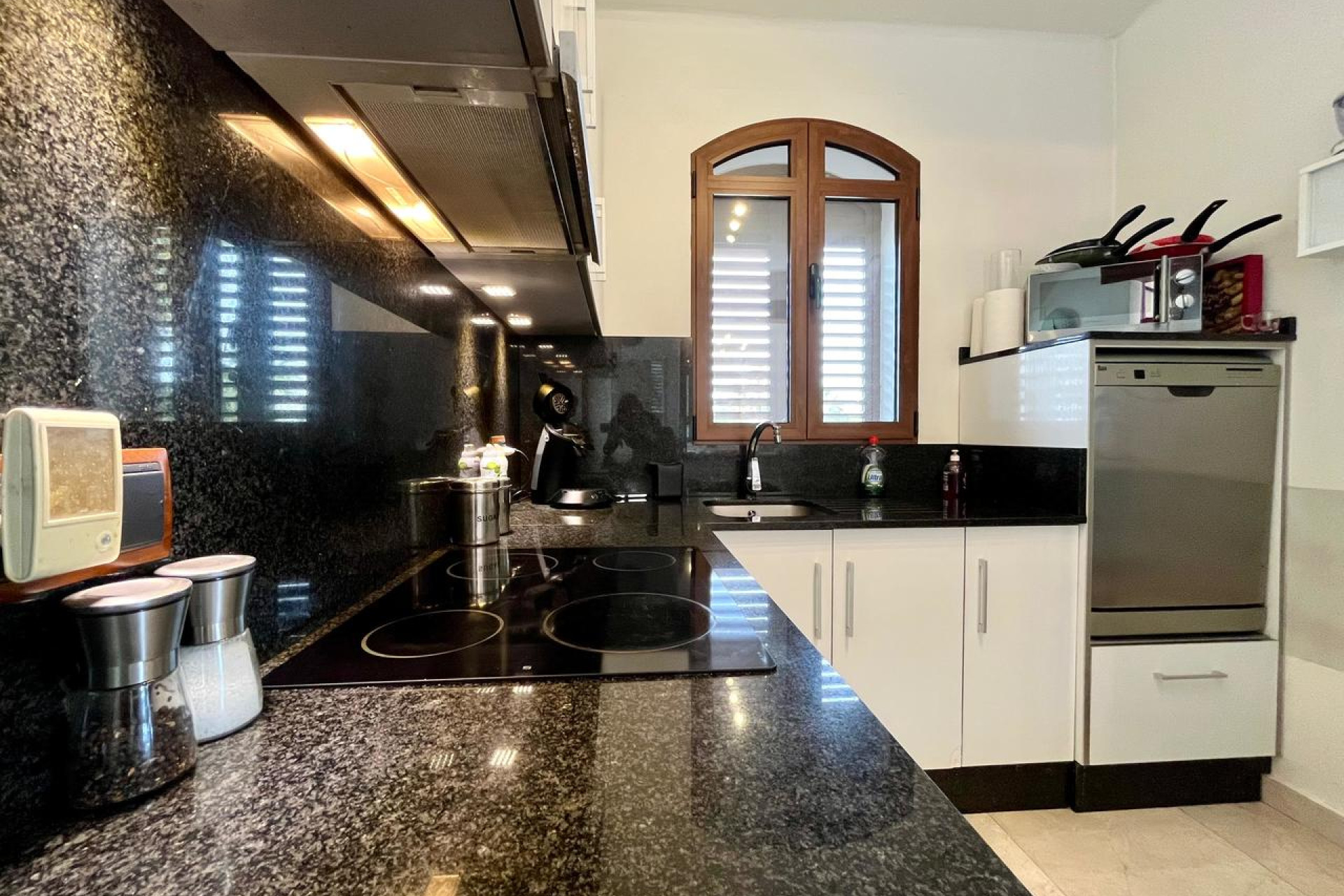 Resale - 3. Detached house - Villamartin - Costa Blanca South