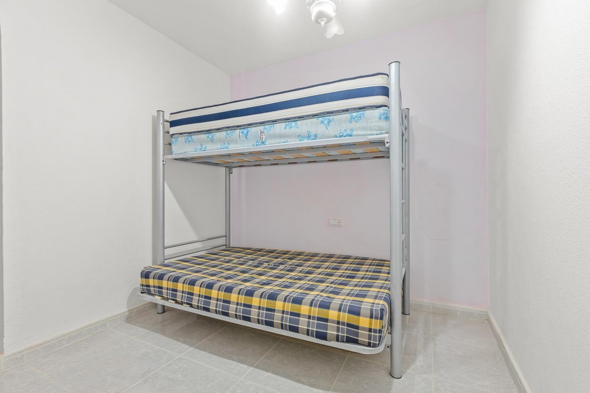 Resale - 3. Detached house - Villamartin - Costa Blanca South