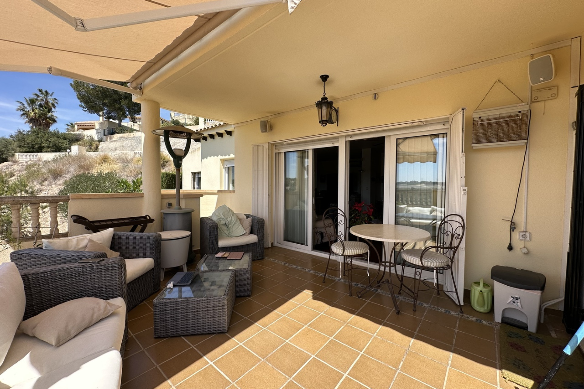 Resale - 3. Detached house - Villamartin - Costa Blanca South