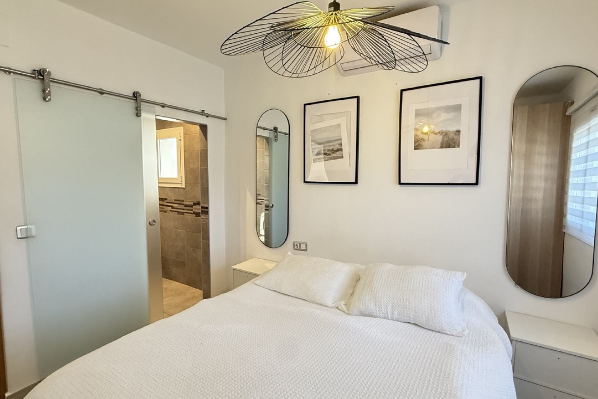 Resale - 3. Detached house - Villamartin - Costa Blanca South