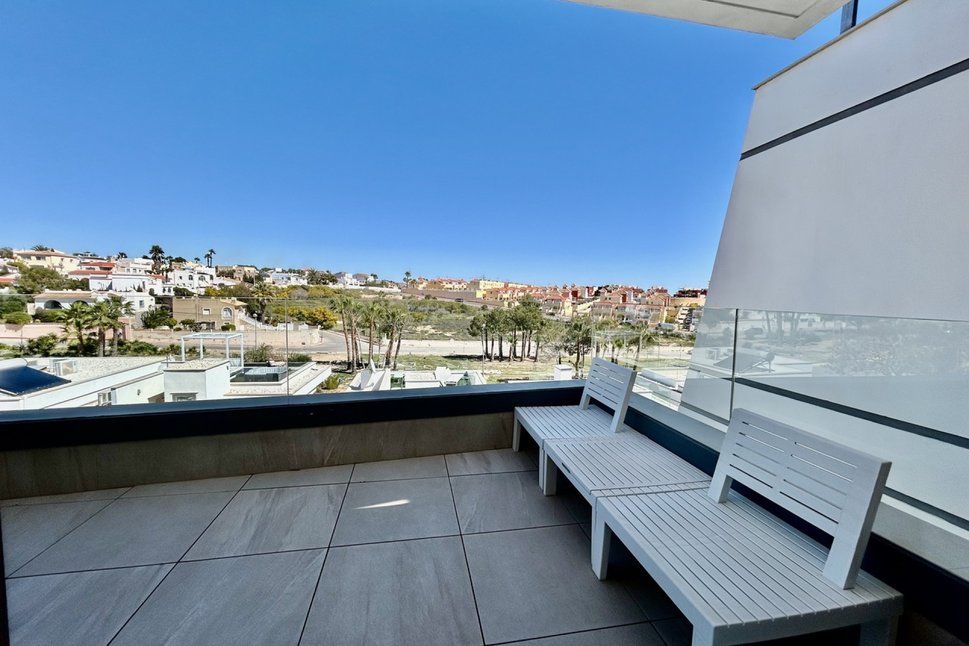 Resale - 3. Detached house - Villamartin - Costa Blanca South