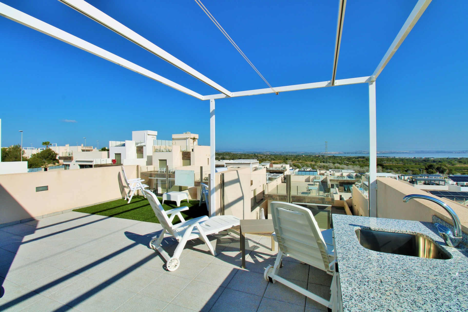 Resale - 3. Detached house - Villamartin - Costa Blanca South