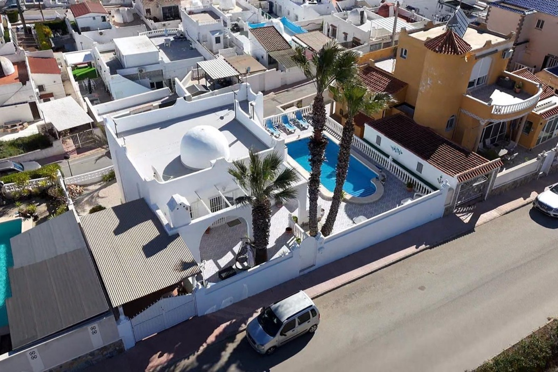 Resale - 3. Detached house - Villamartin - Costa Blanca South