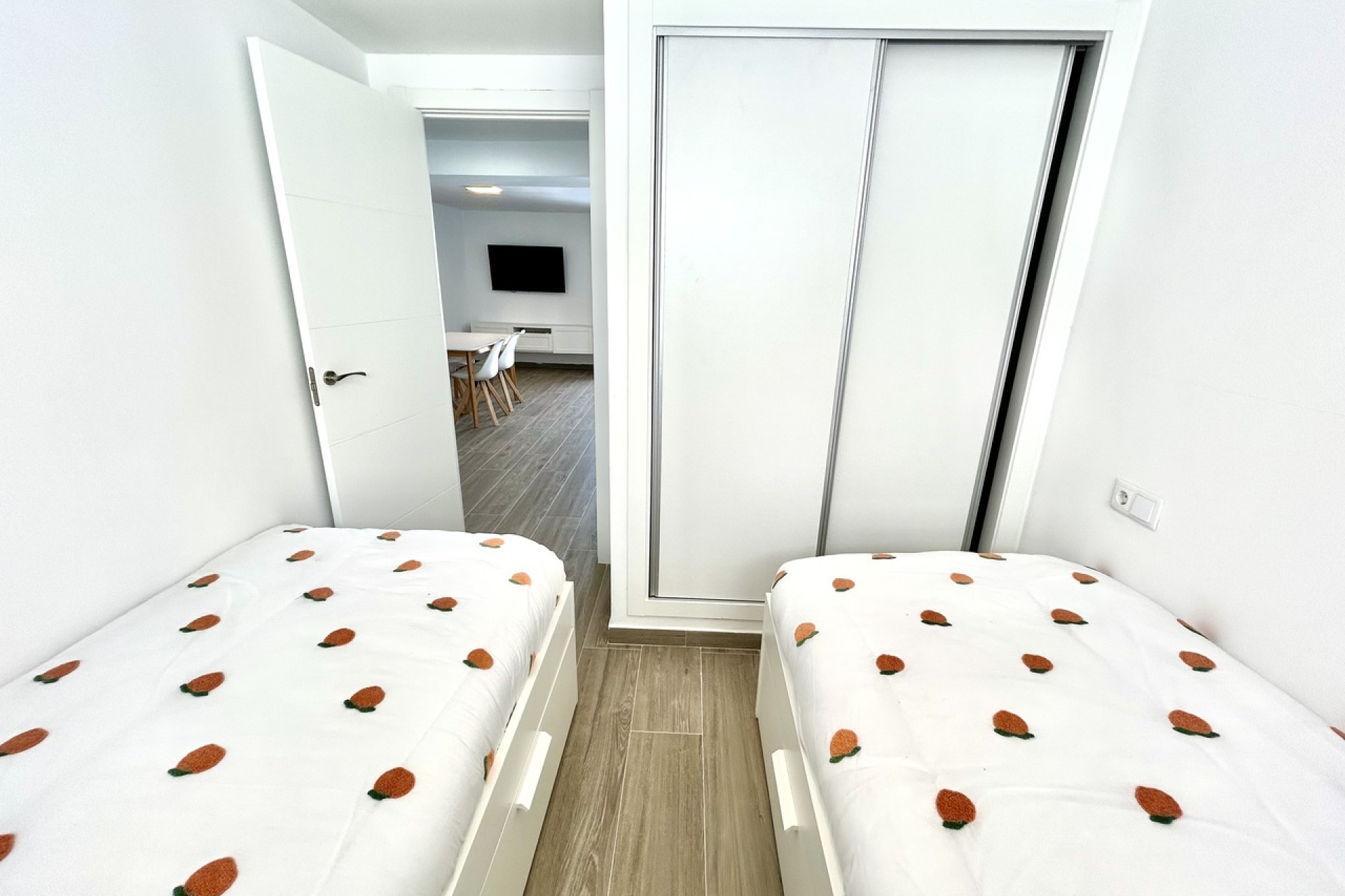 Resale - 3. Detached house - Villamartin - Costa Blanca South