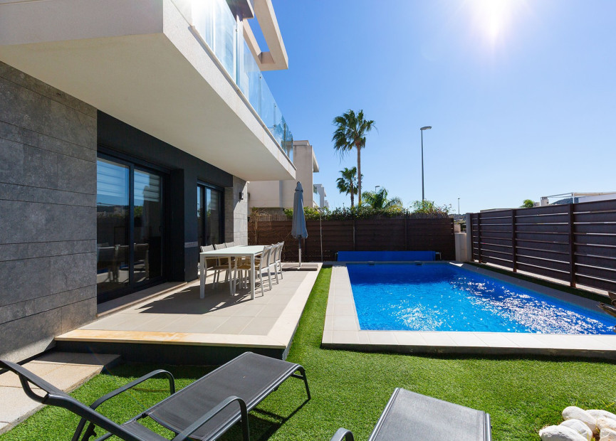 Resale - 3. Detached house - Vistabella - Costa Blanca South