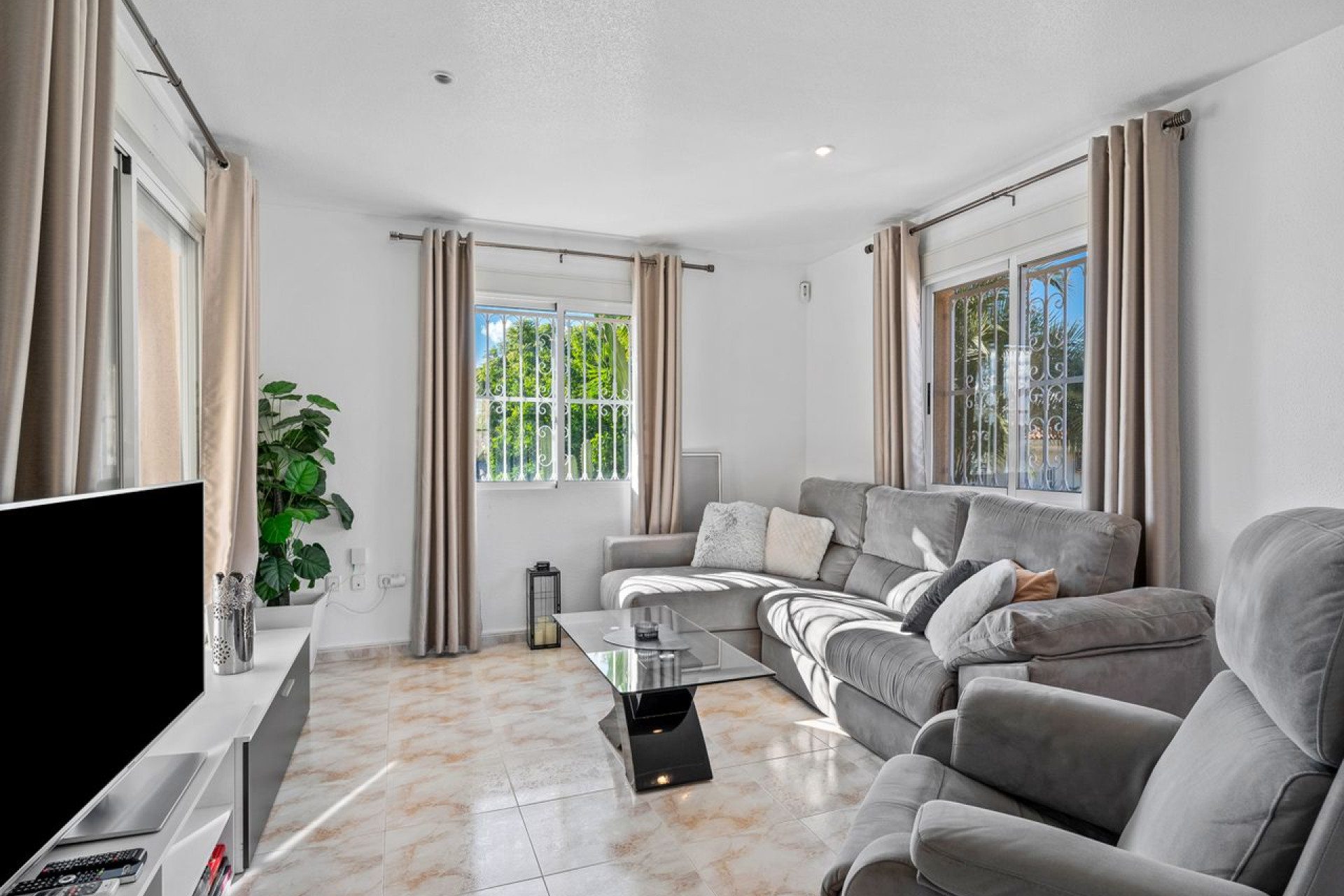 Resale - 3. Semi-detached house - Benijofar - Costa Blanca South