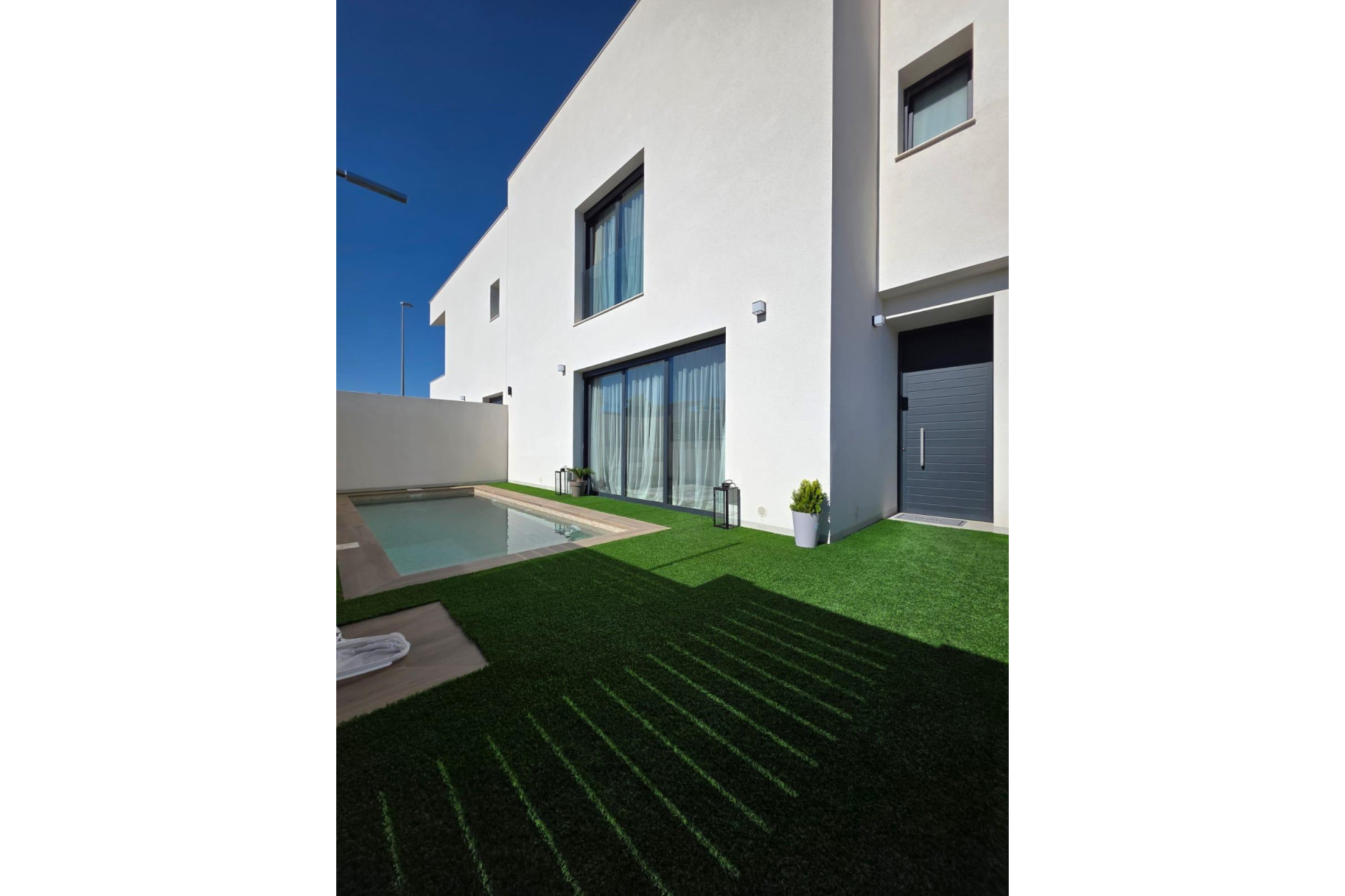 Resale - 3. Semi-detached house - Benijofar - Costa Blanca South