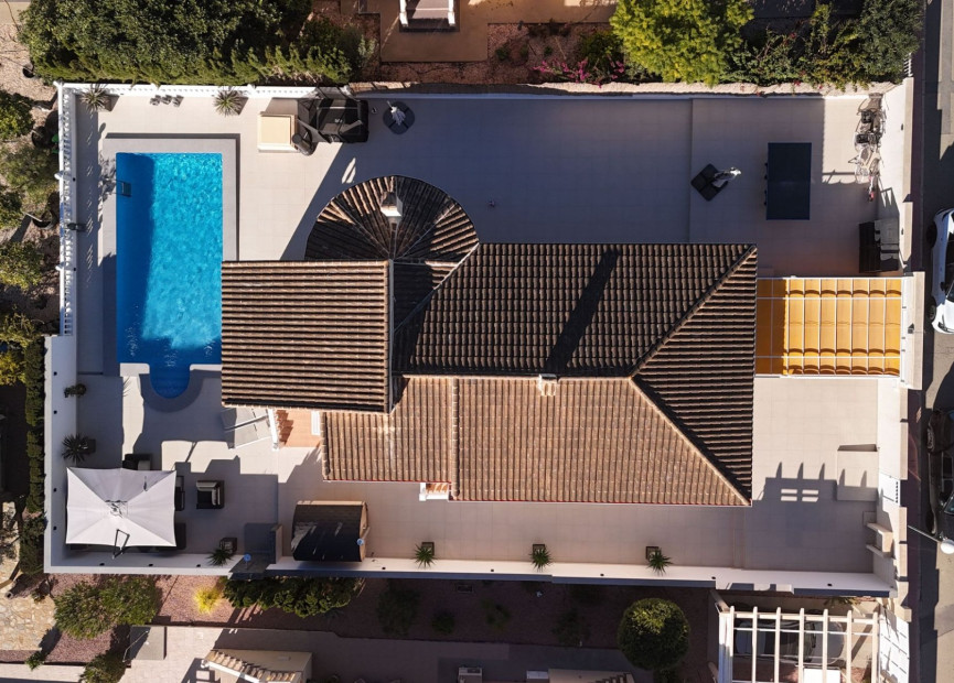 Resale - 3. Semi-detached house - Benimar - Costa Blanca South