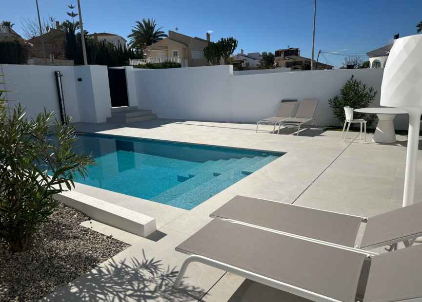 Resale - 3. Semi-detached house - Ciudad Quesada - Costa Blanca South