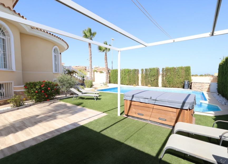 Resale - 3. Semi-detached house - Ciudad Quesada - Costa Blanca South