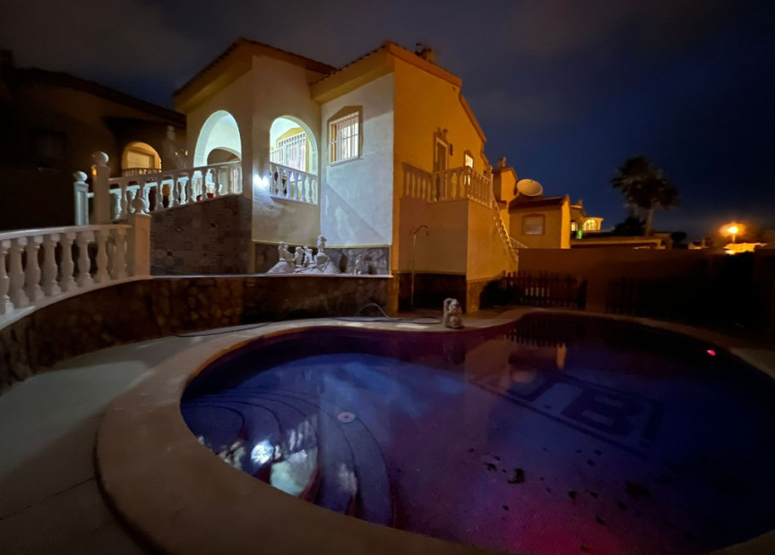 Resale - 3. Semi-detached house - Ciudad Quesada - Costa Blanca South