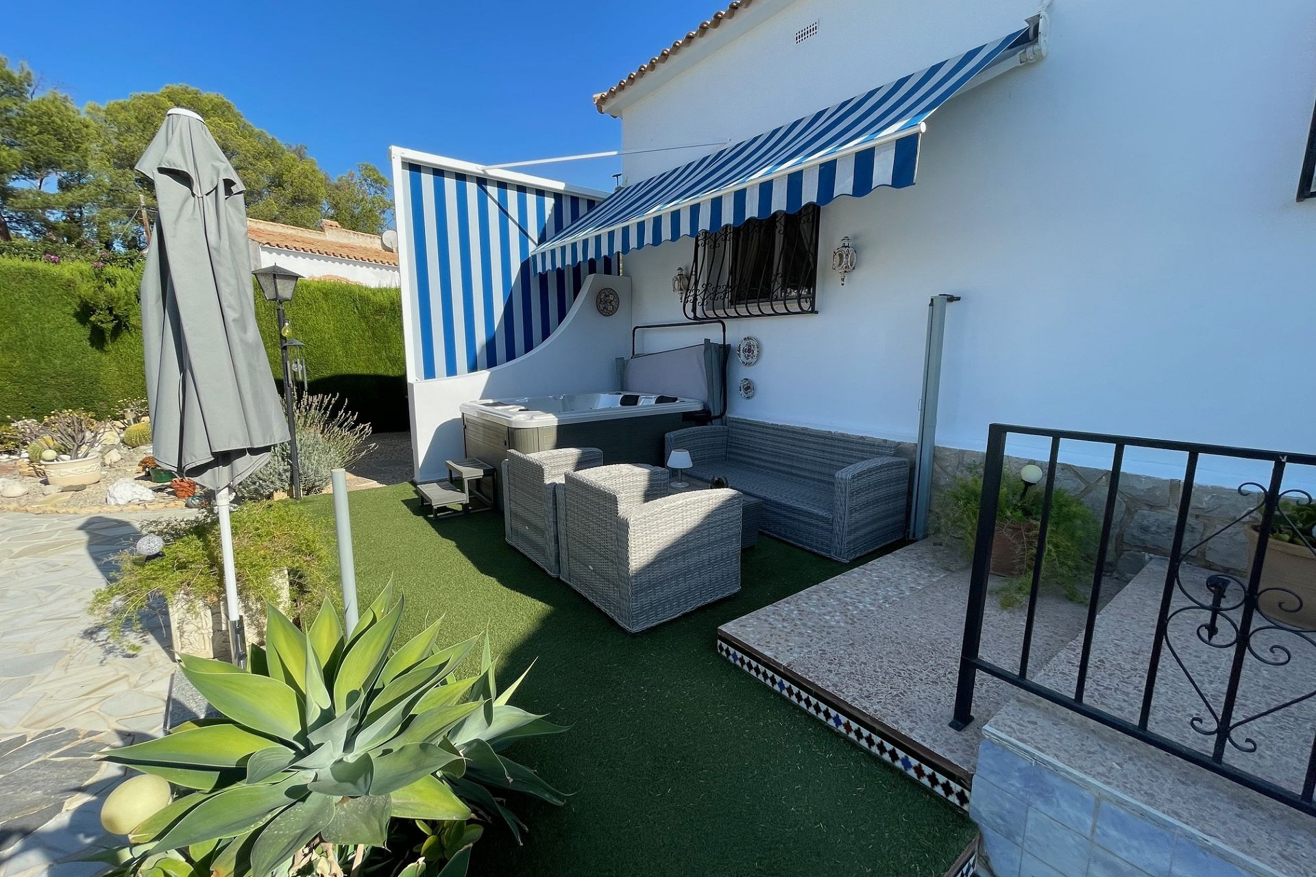 Resale - 3. Semi-detached house - L'alfas Del Pi - Costa Blanca North