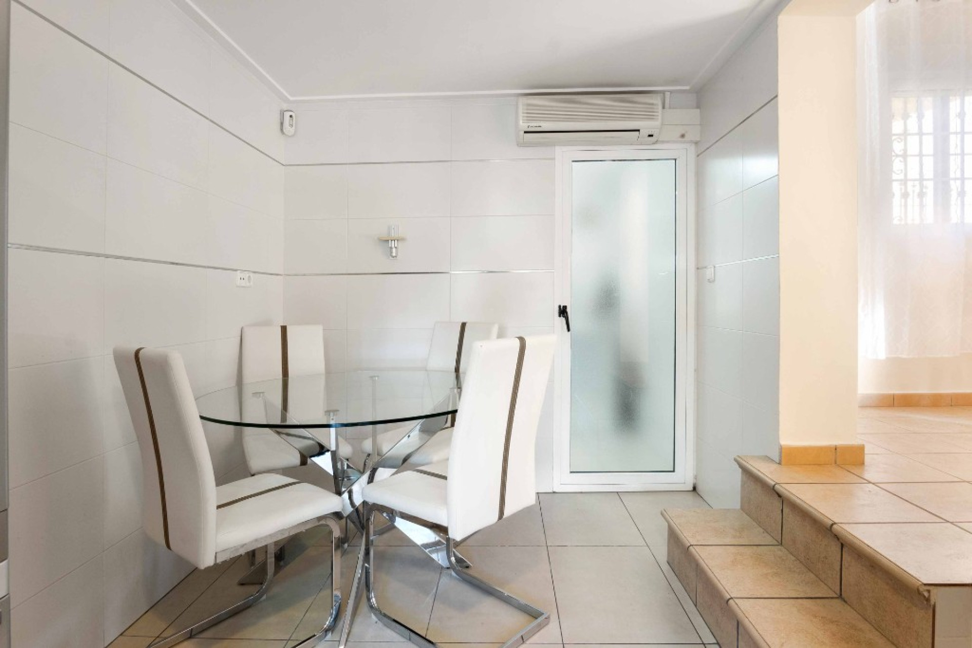 Resale - 3. Semi-detached house - La Florida - Costa Blanca South