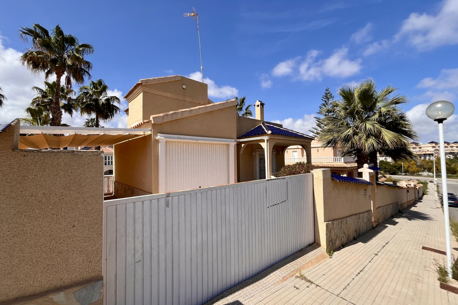 Resale - 3. Semi-detached house - La Zenia - Costa Blanca South