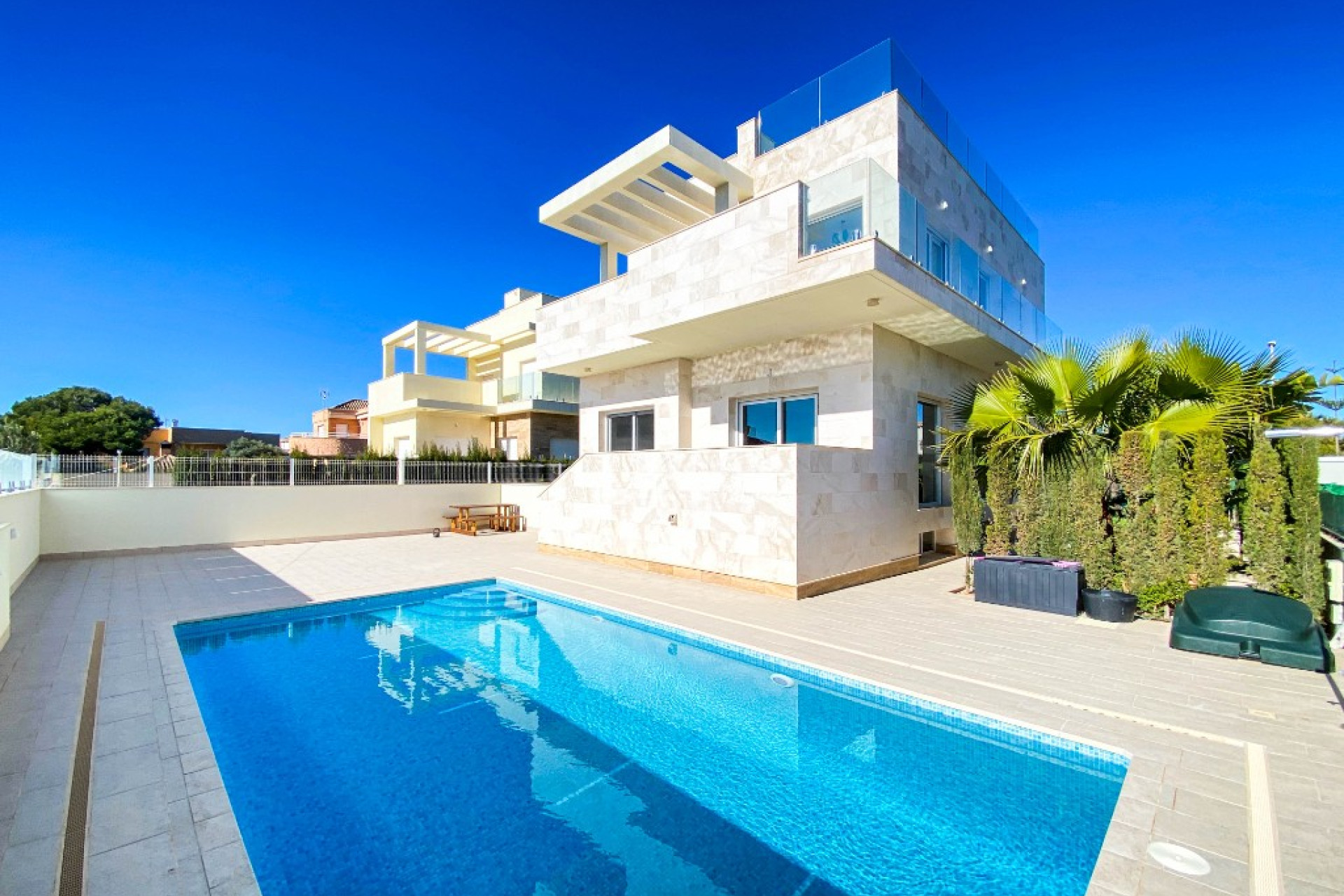 Resale - 3. Semi-detached house - La Zenia - Costa Blanca South
