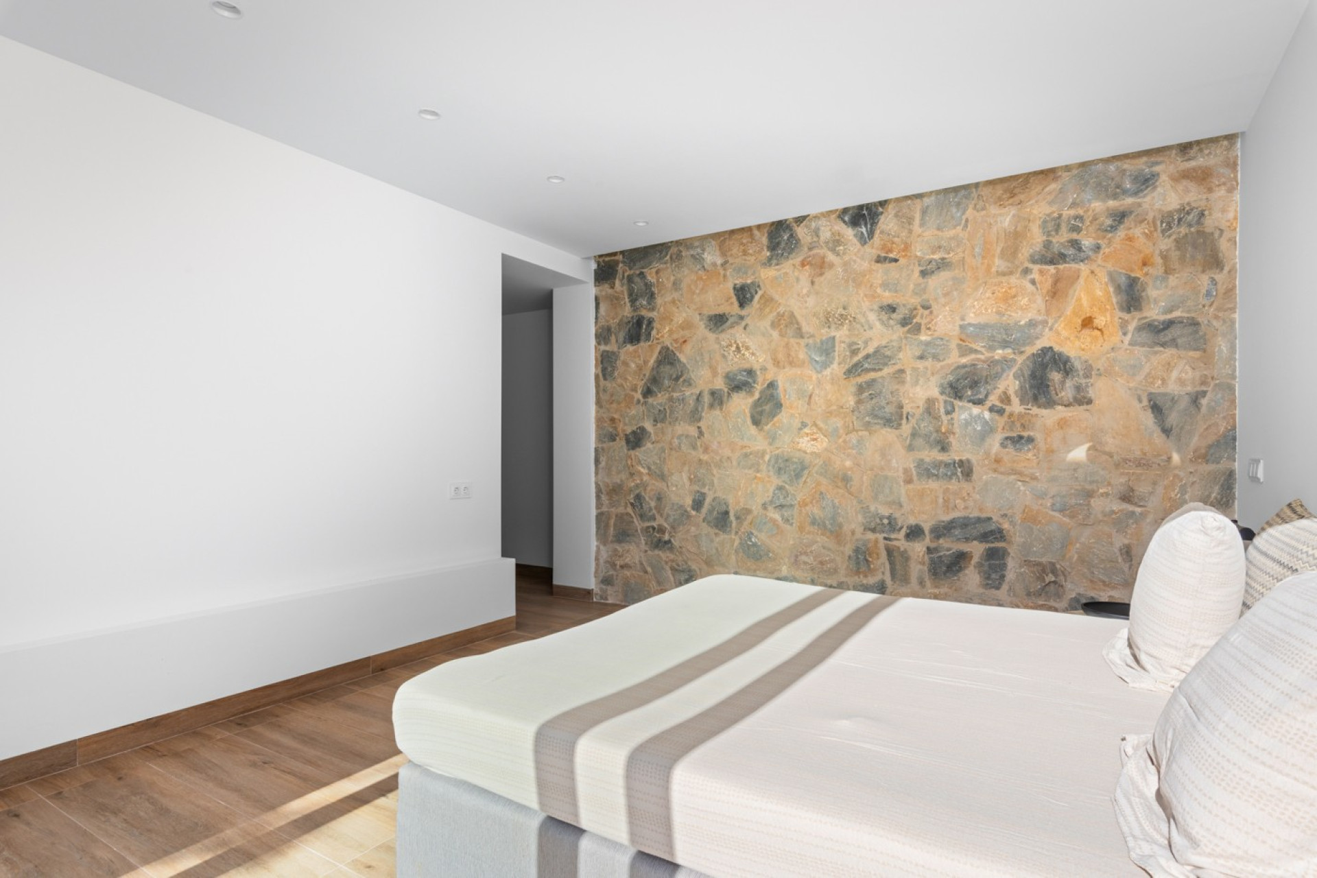 Resale - 3. Semi-detached house - Las Colinas Golf and Country Club - Costa Blanca South