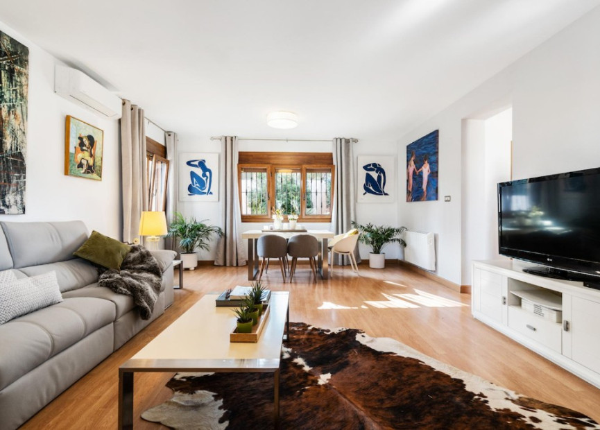 Resale - 3. Semi-detached house - Los Balcones - Costa Blanca South