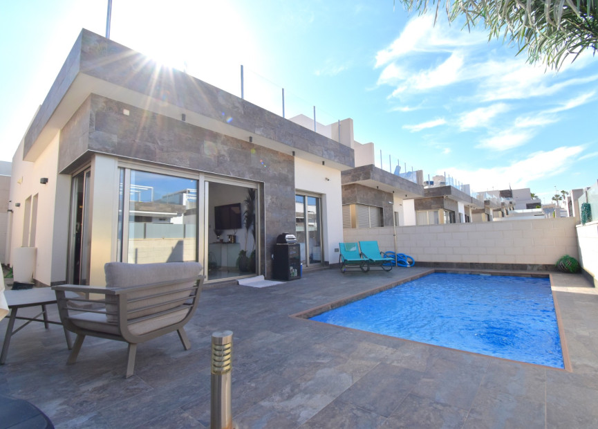 Resale - 3. Semi-detached house - Orihuela Costa - Costa Blanca South