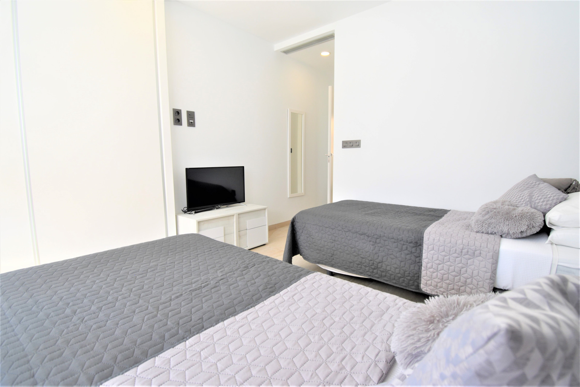 Resale - 3. Semi-detached house - Orihuela Costa - Costa Blanca South