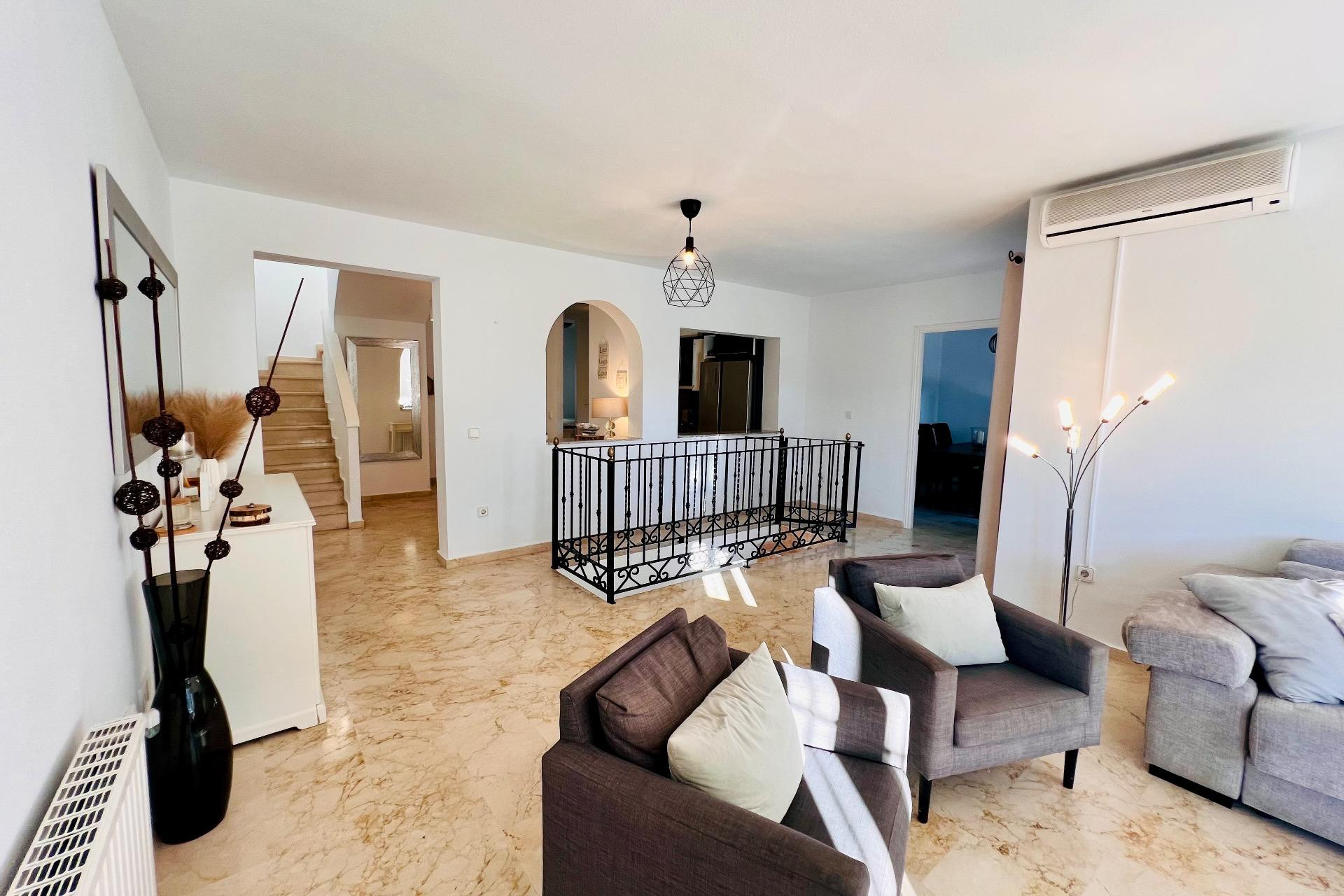 Resale - 3. Semi-detached house - Orihuela Costa - Costa Blanca South