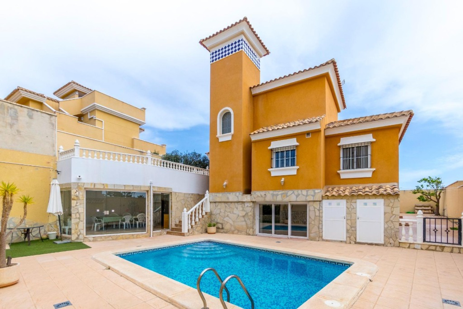 Resale - 3. Semi-detached house - Orihuela Costa - Costa Blanca South