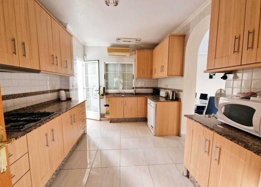 Resale - 3. Semi-detached house - Playa Flamenca - Costa Blanca South