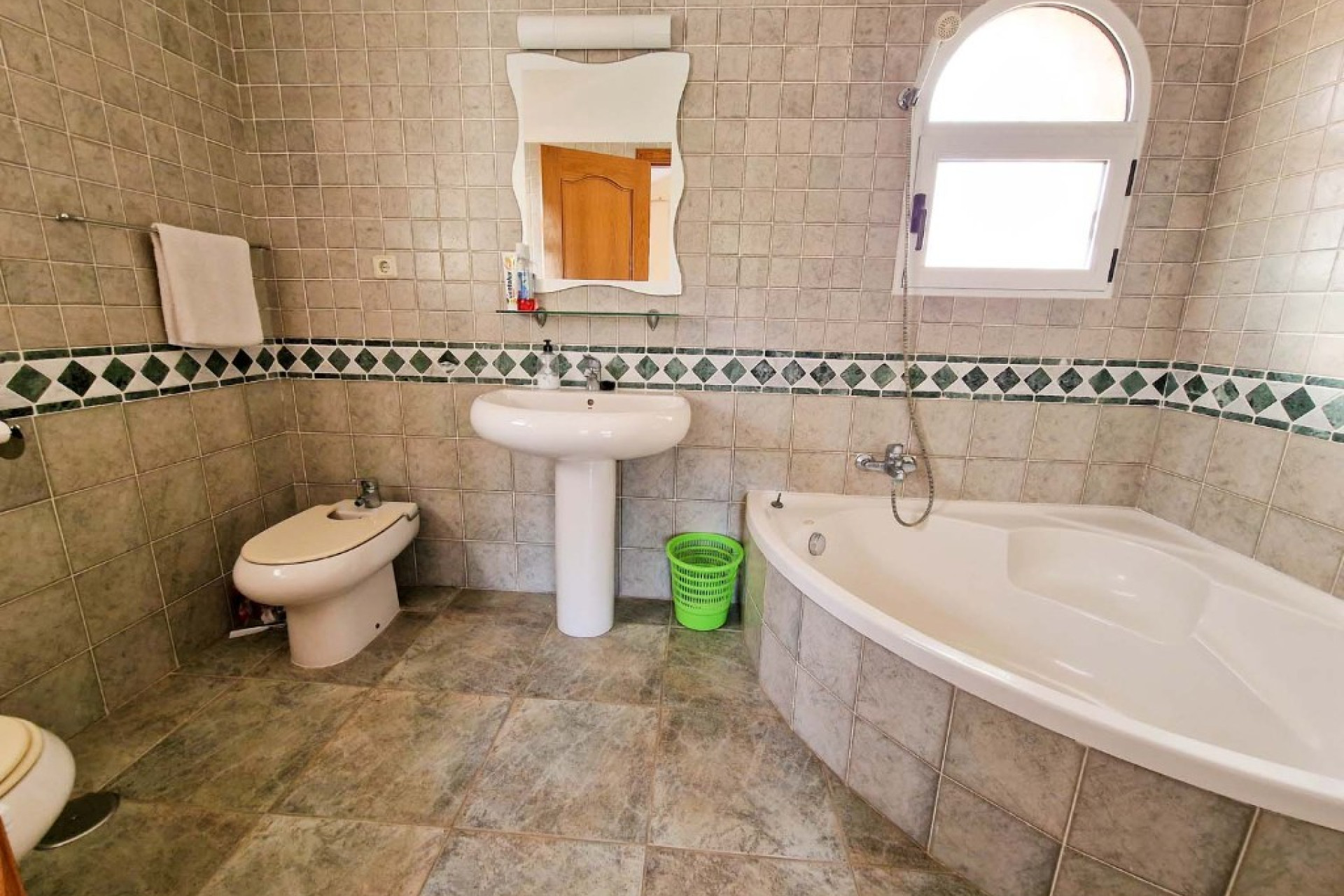 Resale - 3. Semi-detached house - Playa Flamenca - Costa Blanca South