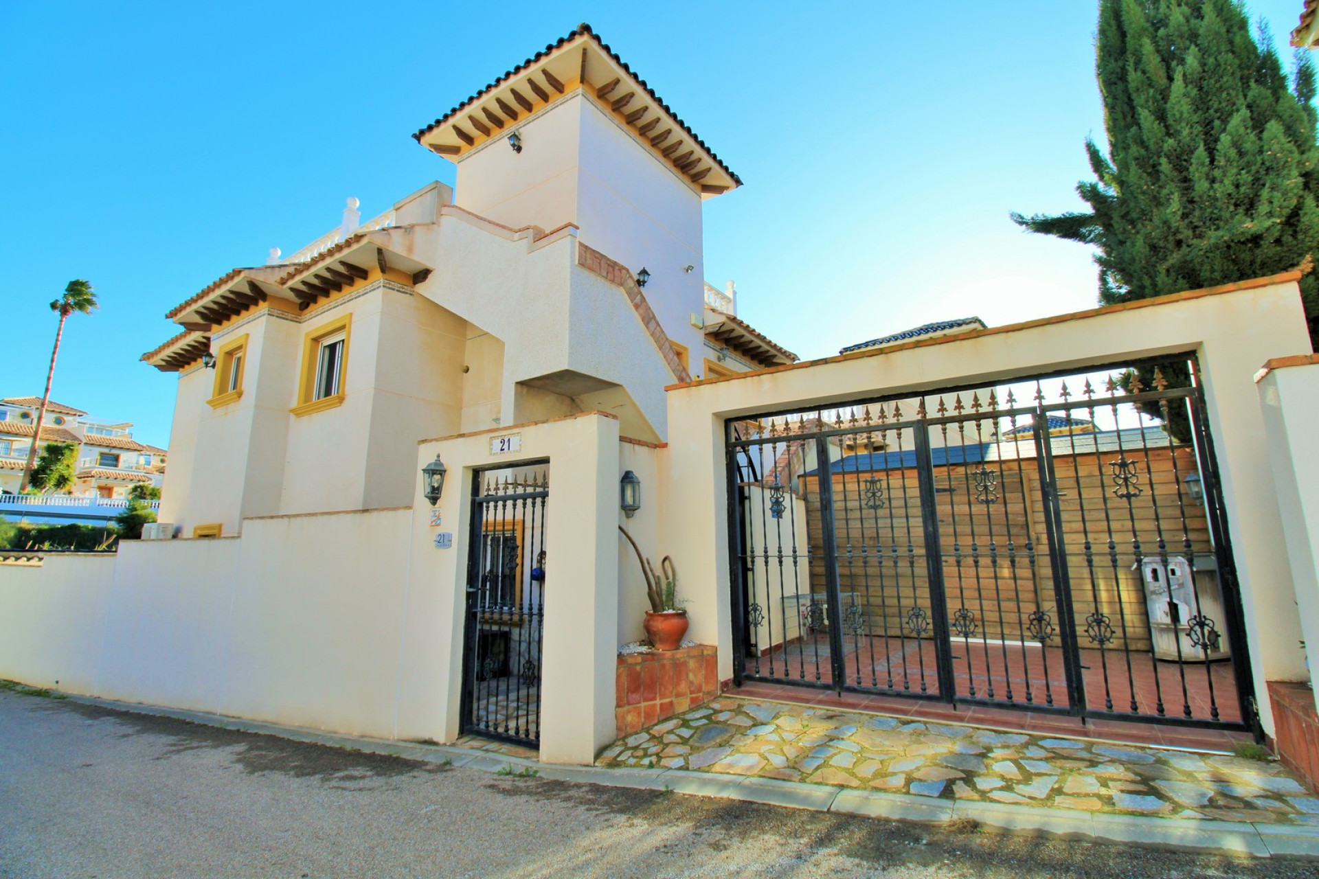 Resale - 3. Semi-detached house - Playa Flamenca - Costa Blanca South