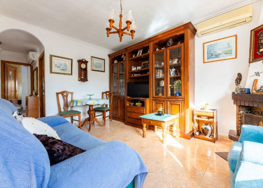 Resale - 3. Semi-detached house - Punta Prima - Costa Blanca South