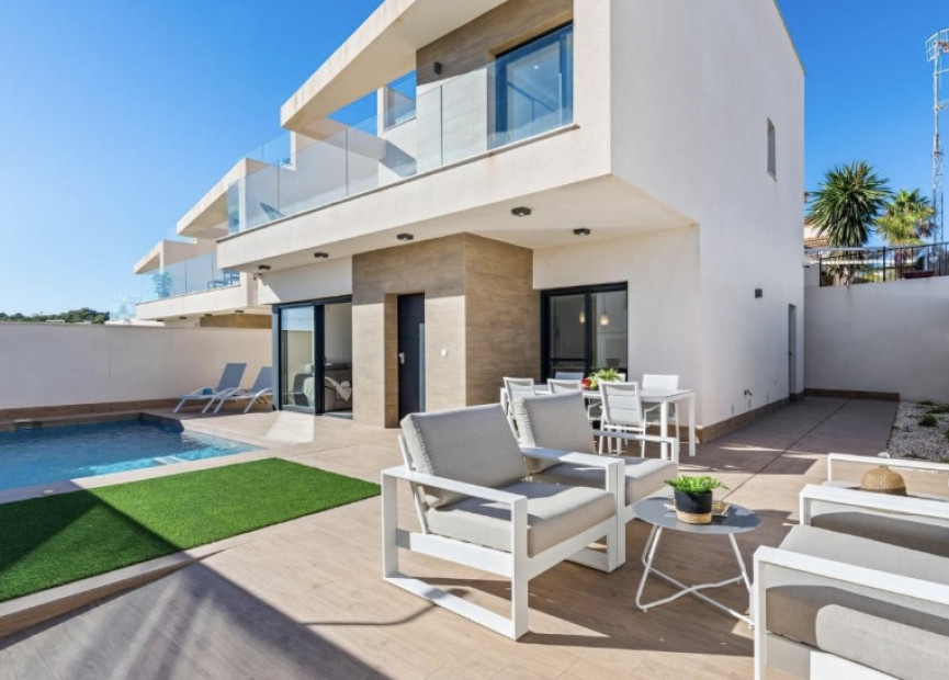 Resale - 3. Semi-detached house - San Miguel de Salinas - Costa Blanca South