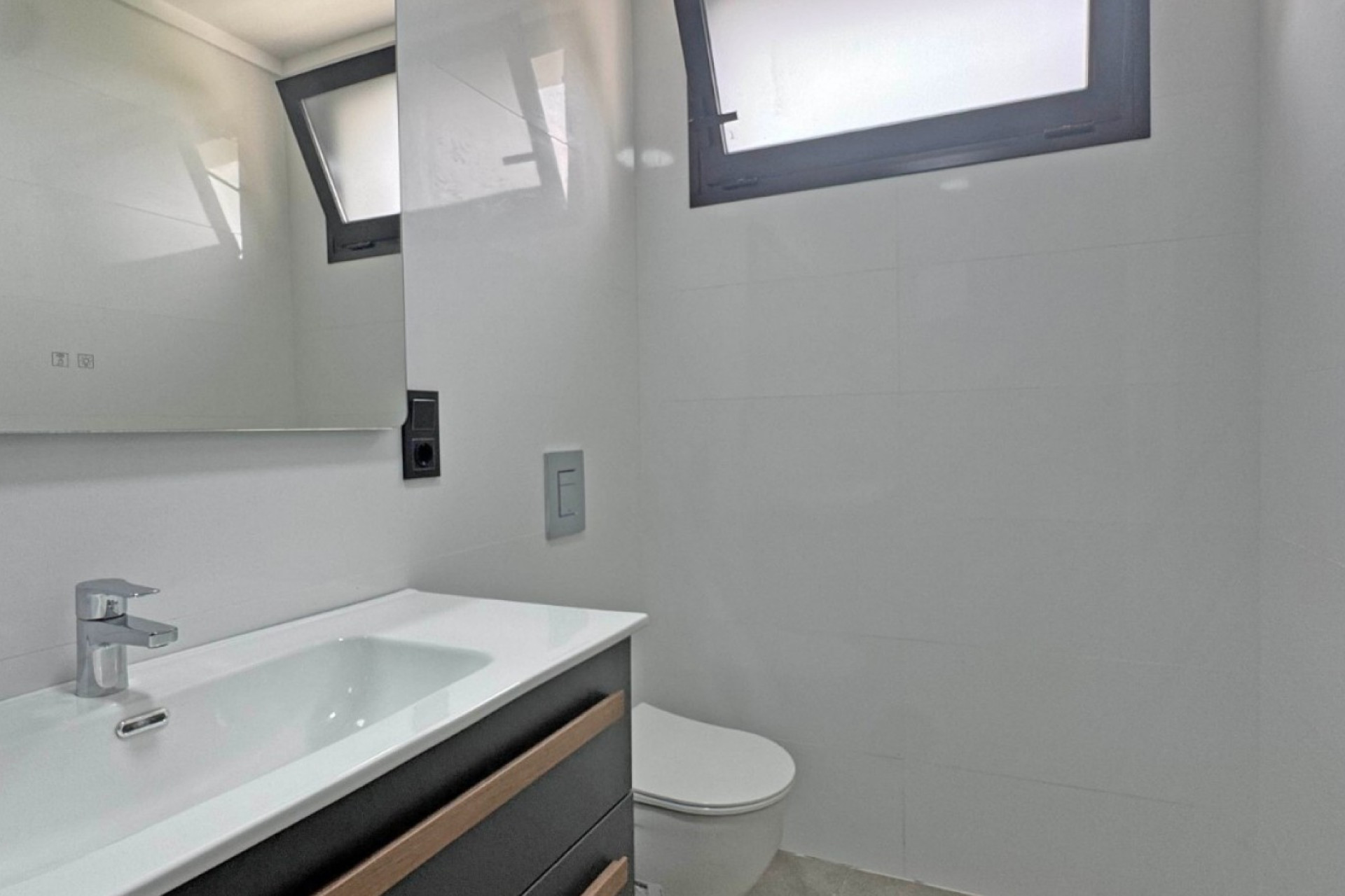 Resale - 3. Semi-detached house - Torrevieja - Costa Blanca South