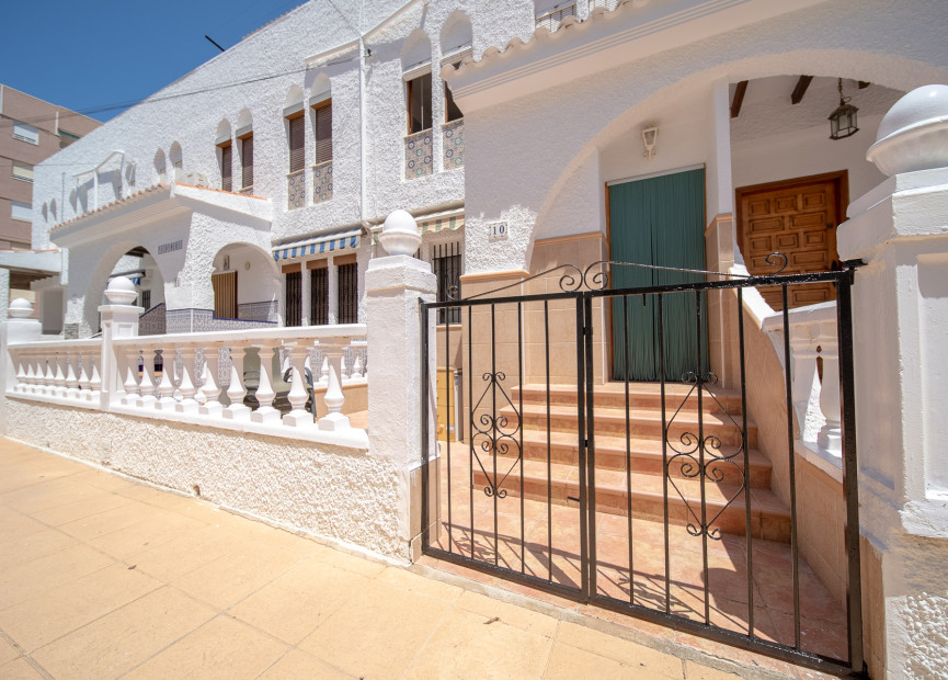Resale - 3. Semi-detached house - Torrevieja - Costa Blanca South