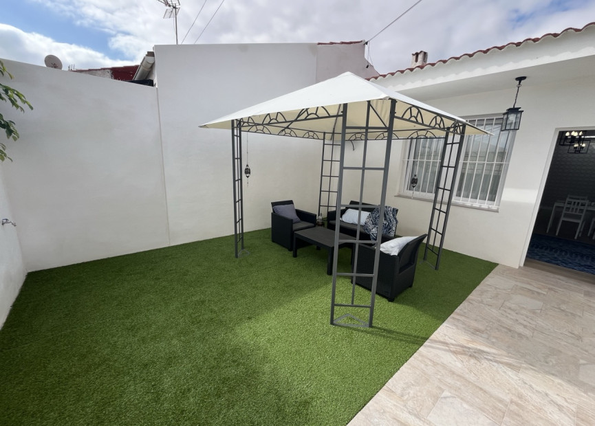Resale - 3. Semi-detached house - Torrevieja - Costa Blanca South
