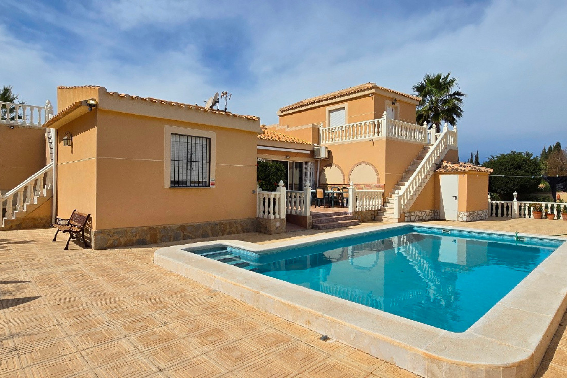 Resale - 3. Semi-detached house - Torrevieja - Costa Blanca South