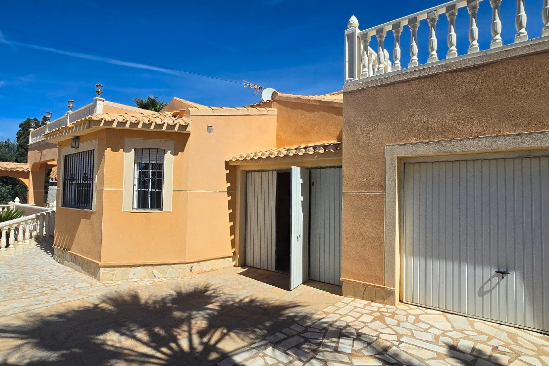 Resale - 3. Semi-detached house - Torrevieja - Costa Blanca South