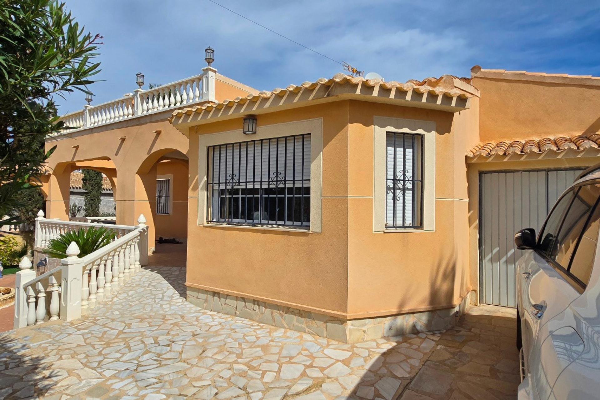 Resale - 3. Semi-detached house - Torrevieja - Costa Blanca South
