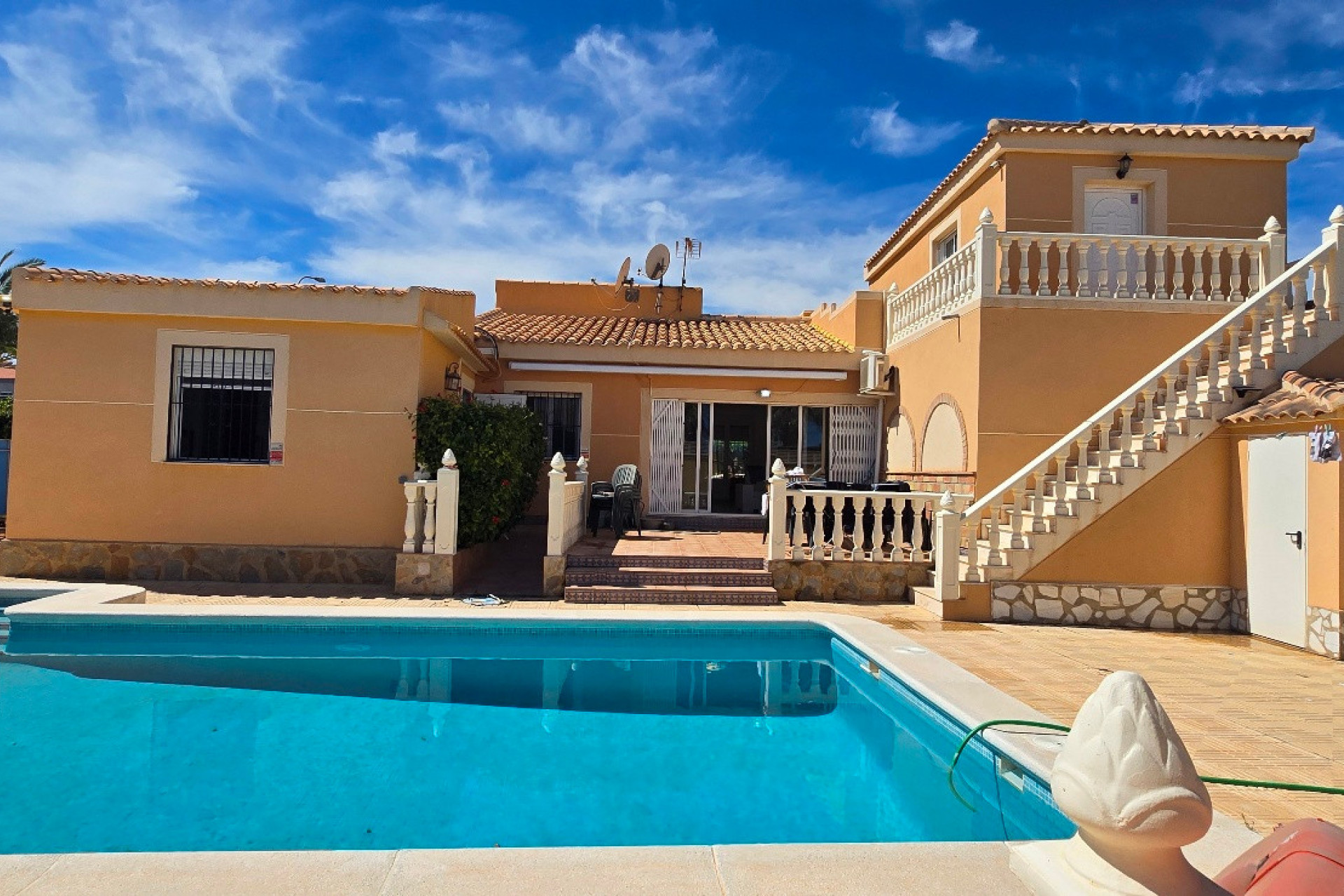 Resale - 3. Semi-detached house - Torrevieja - Costa Blanca South
