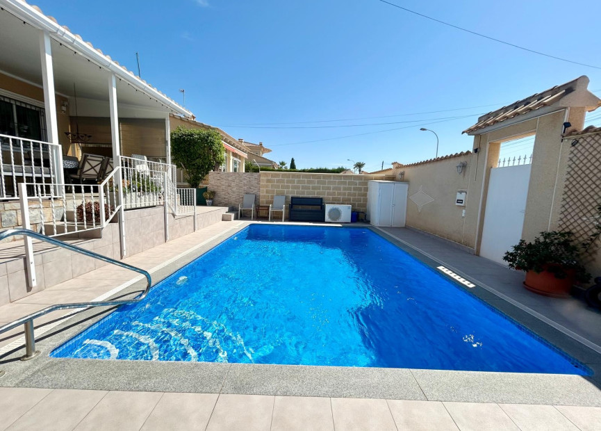 Resale - 3. Semi-detached house - Torrevieja - Costa Blanca South