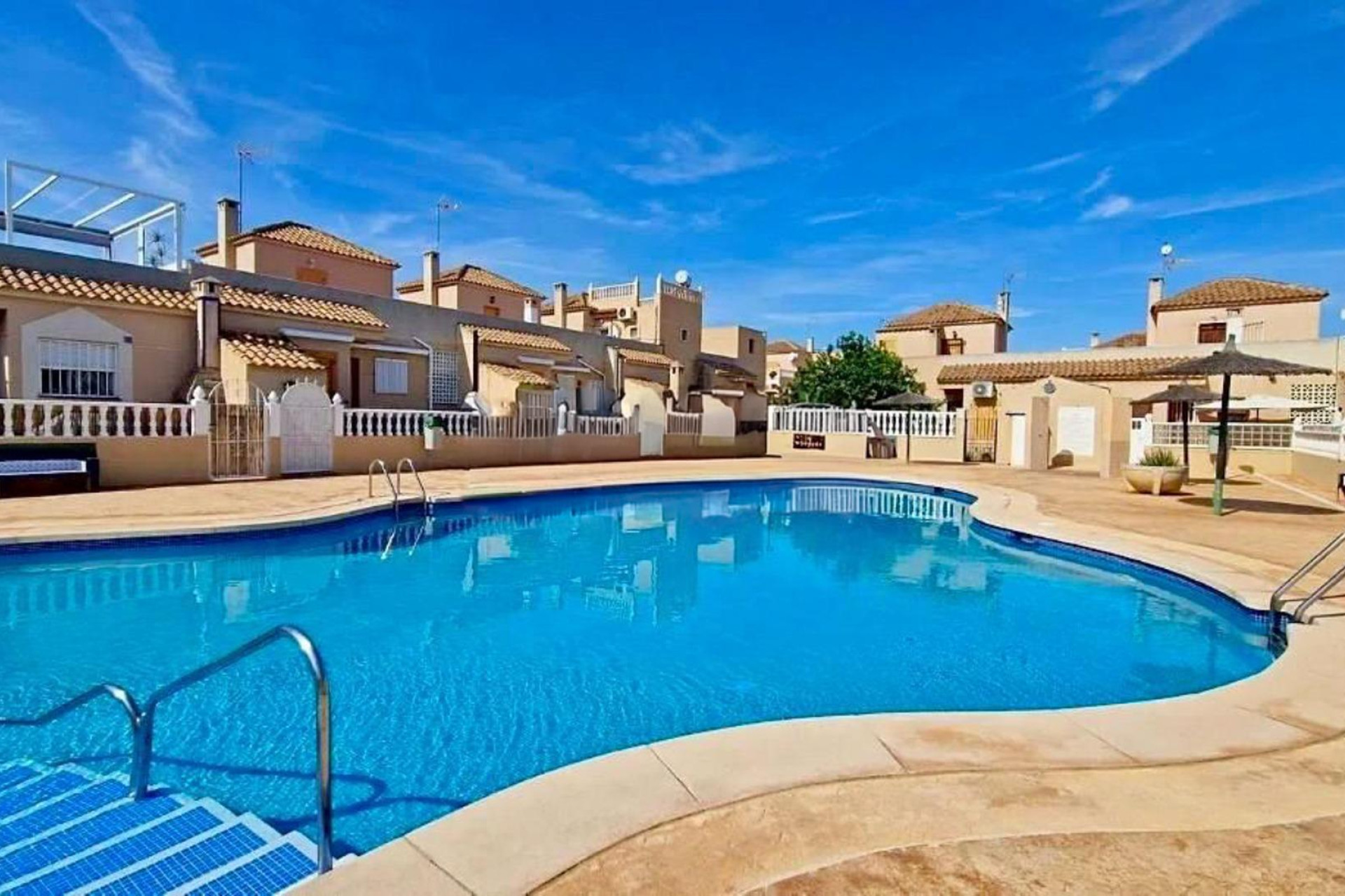Resale - 3. Semi-detached house - Torrevieja - Costa Blanca South
