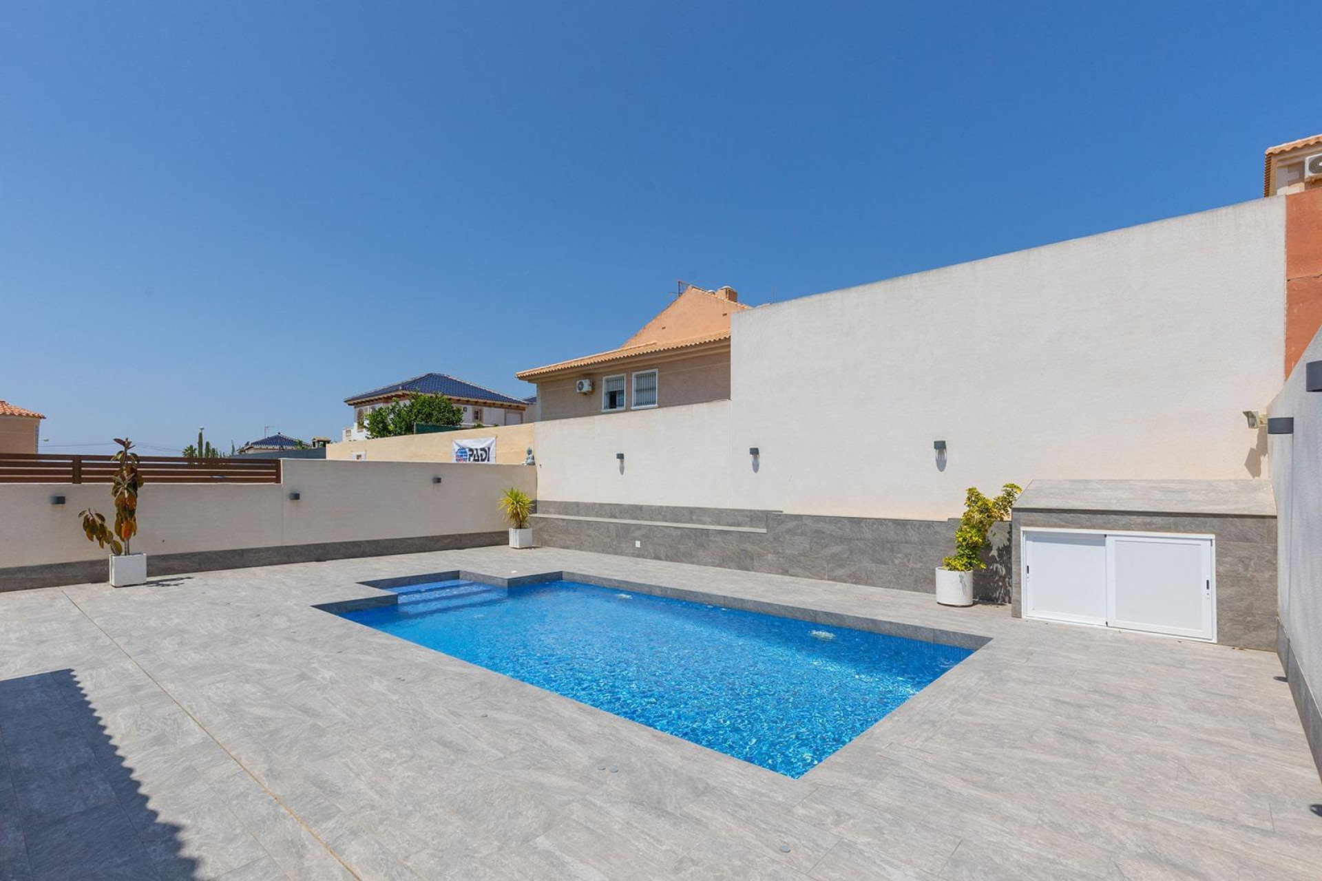 Resale - 3. Semi-detached house - Torrevieja - Costa Blanca South