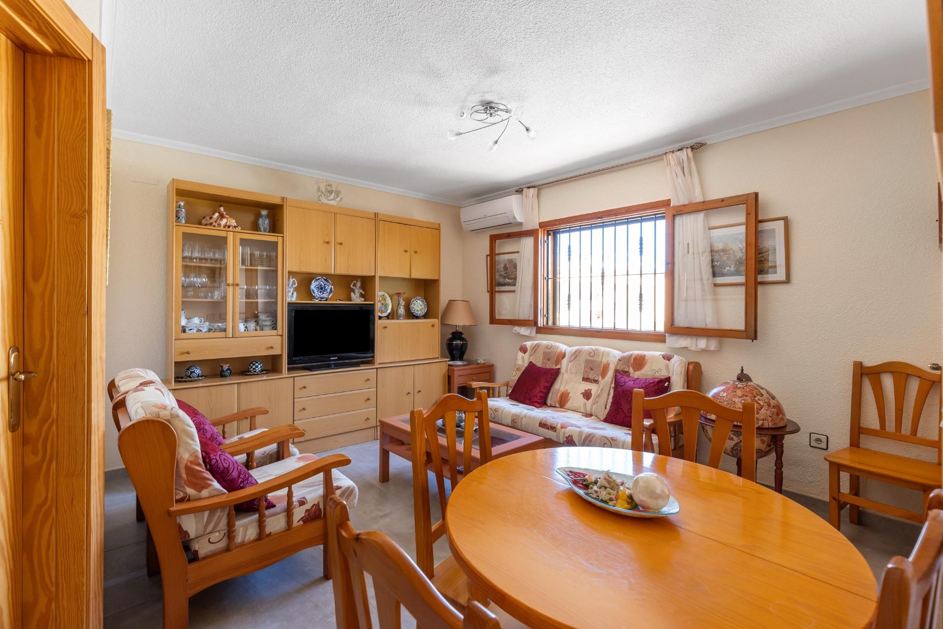 Resale - 3. Semi-detached house - Torrevieja - Costa Blanca South