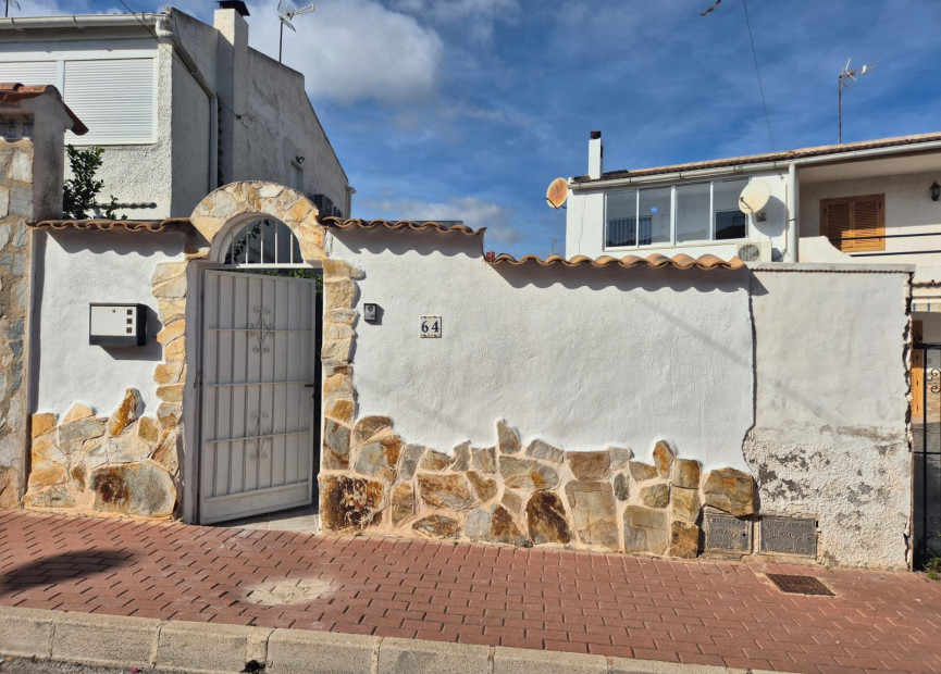 Resale - 3. Semi-detached house - Torrevieja - Costa Blanca South