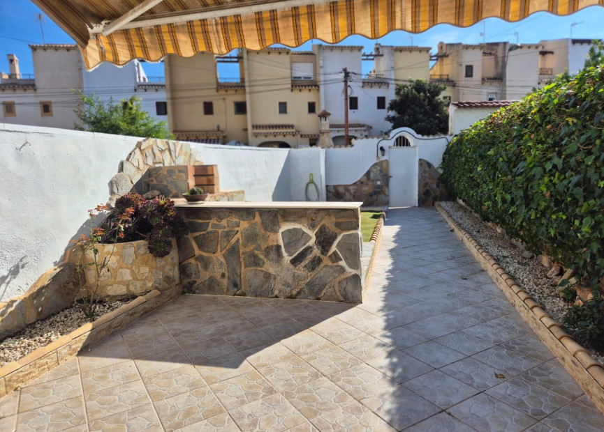Resale - 3. Semi-detached house - Torrevieja - Costa Blanca South