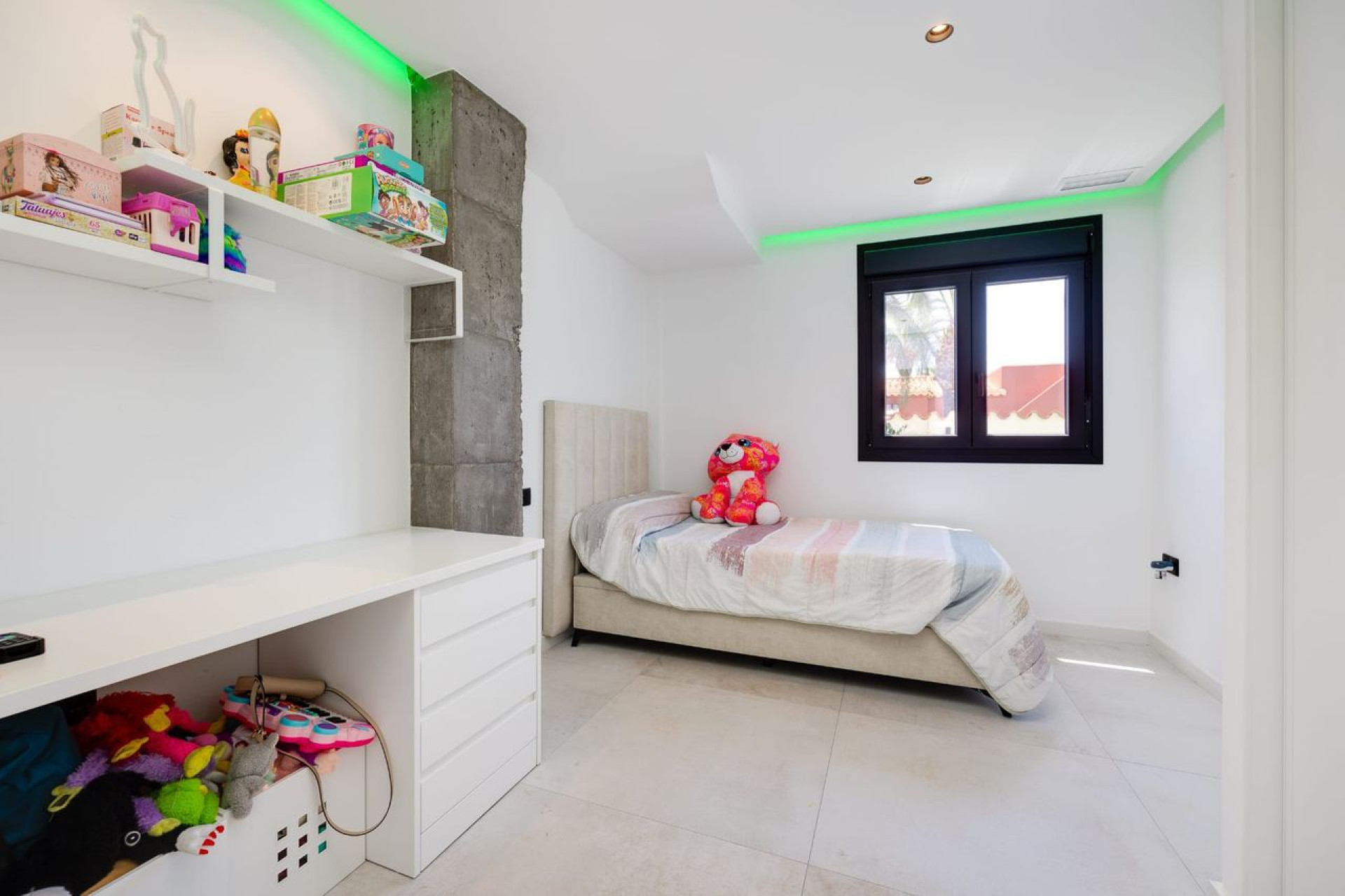 Resale - 3. Semi-detached house - Torrevieja - Costa Blanca South