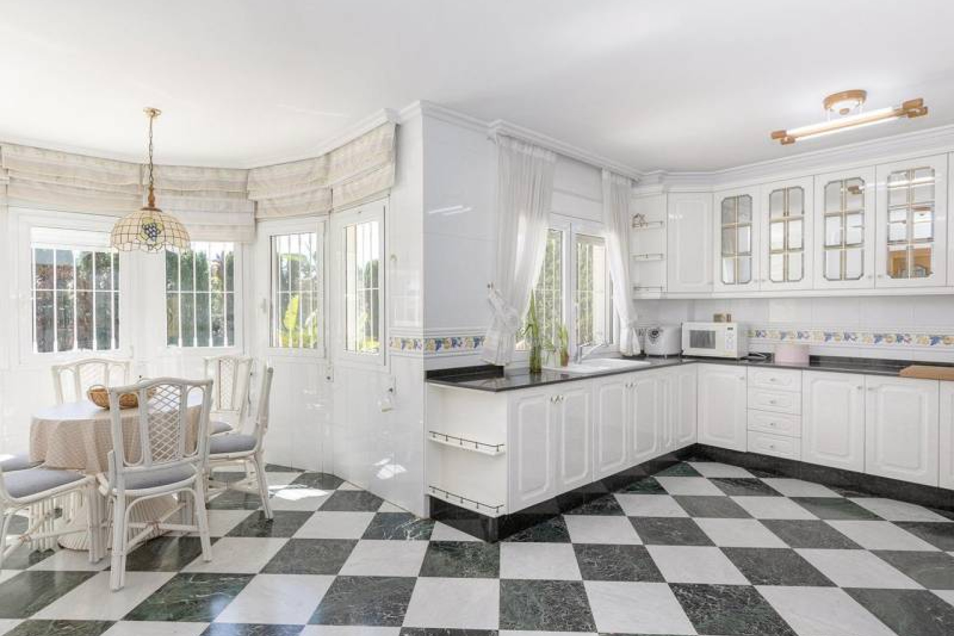 Resale - 3. Semi-detached house - Torrevieja - Costa Blanca South