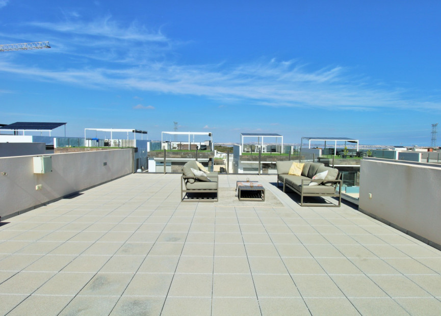 Resale - 3. Semi-detached house - Villamartin - Costa Blanca South